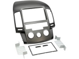 Radioblende 2-DIN Hyundai<br><br>Viele Autohersteller verbauen eigene...