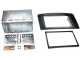 Radioblende 2-DIN<br><br>Mercedes M-Klasse (W164) 2005 - 06/2011<br><br>Farbe:...