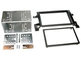 Radioblende 2-DIN Suzuki<br><br>Viele Autohersteller verbauen eigene fahrzeugspezifische<br>Radios,...