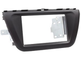 Radioblende 2-DIN<br><br>Suzuki SX4 S-Cross (JY) 10/2013- <br><br>Radioblende - Seitenteile -...