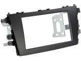 Radioblende 2-DIN Suzuki  Viele Autohersteller verbauen<br>eigene fahrzeugspezifische Radios, die...