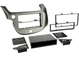 Radioblende 2-DIN mit Fach  Honda<br><br>Metra 99-7877B<br> <br>Viele Autohersteller verbauen...